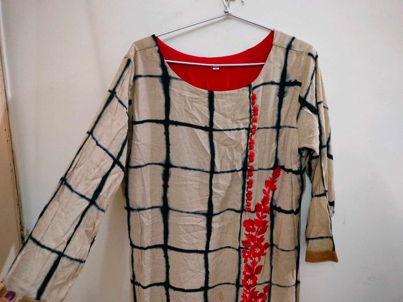Stylish Beige &amp; Black Kurta Size XL