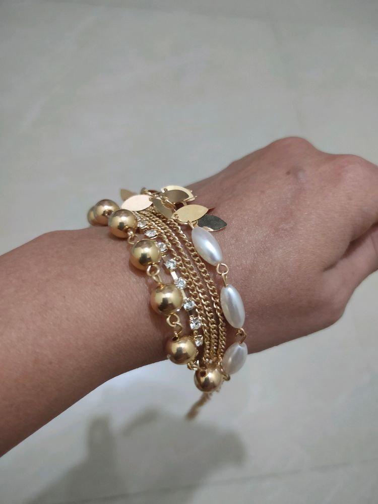 Golden multilayer Bracelet🆕