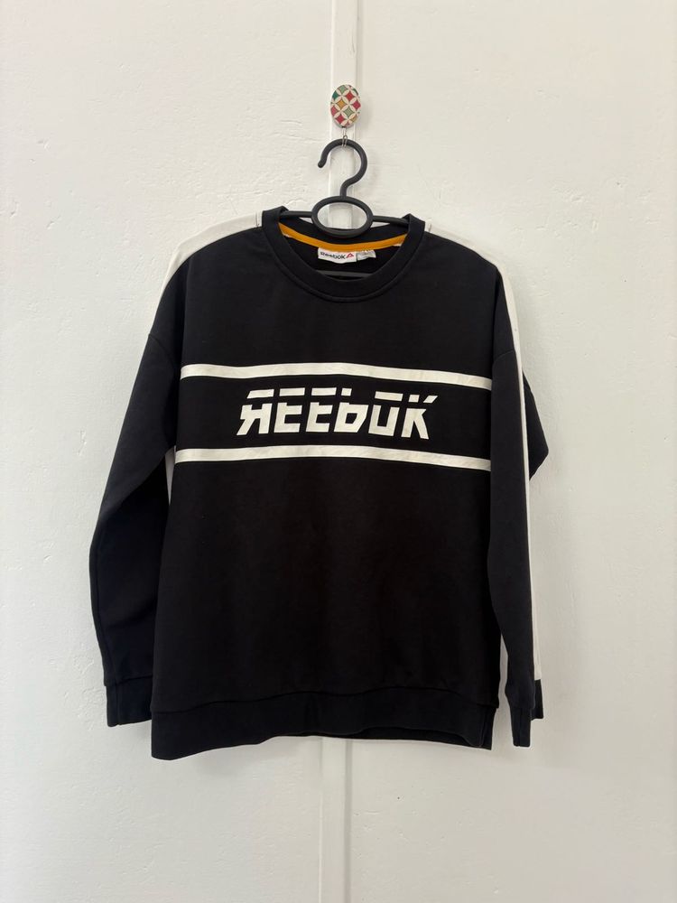 Unisex Reebok Sweatshirt