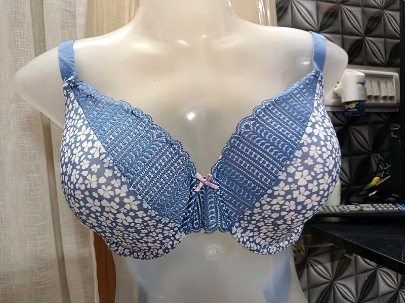 T Shirt Bra