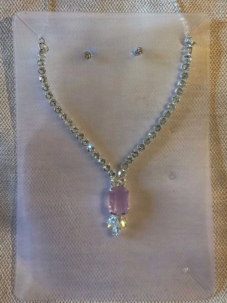 Elegant Necklace &amp; Earring Set