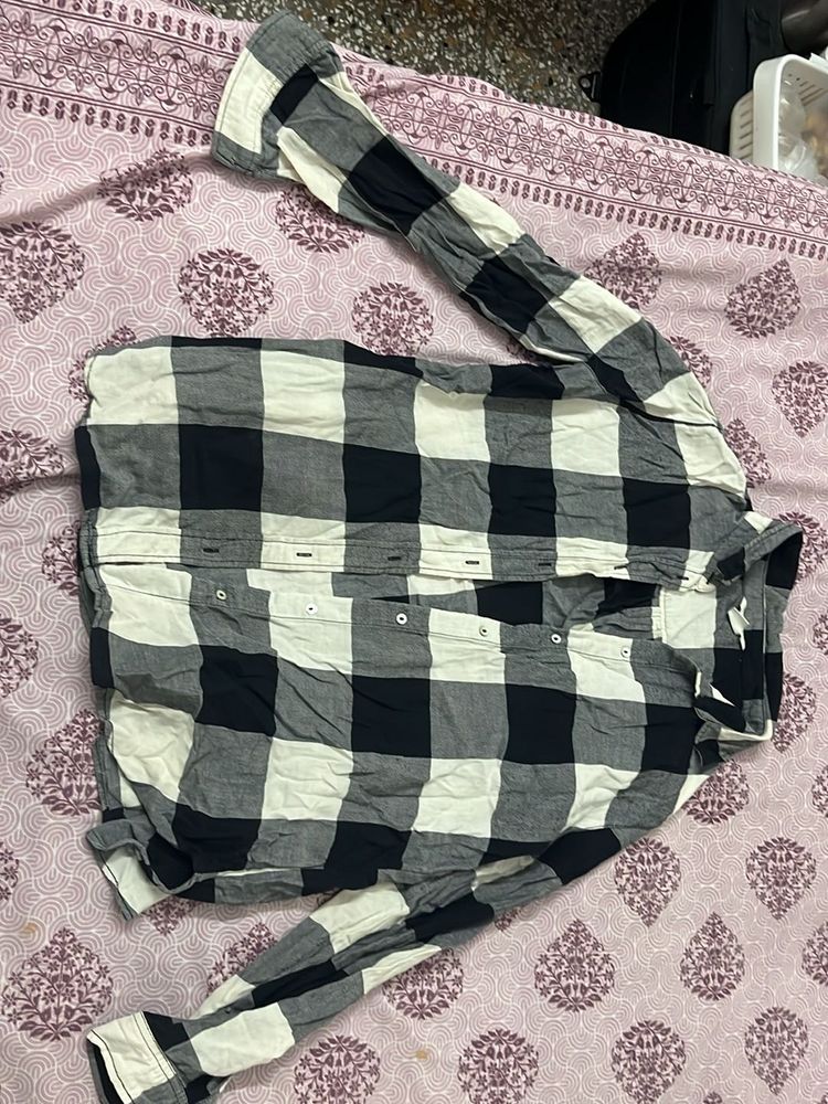 Black &amp; White Plaid Flannel