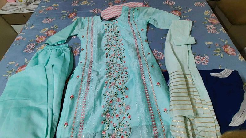 Elegant Embroidered Kurta Set