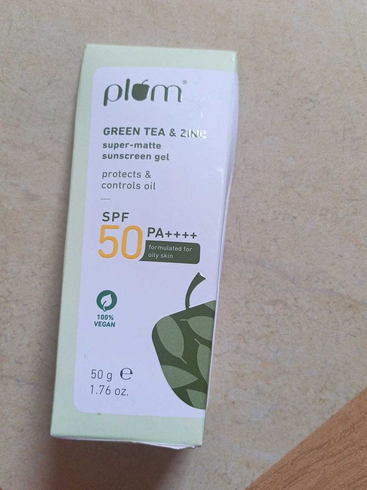 Plum Green Tea Super Matte Sunscreen Gel😍♥️