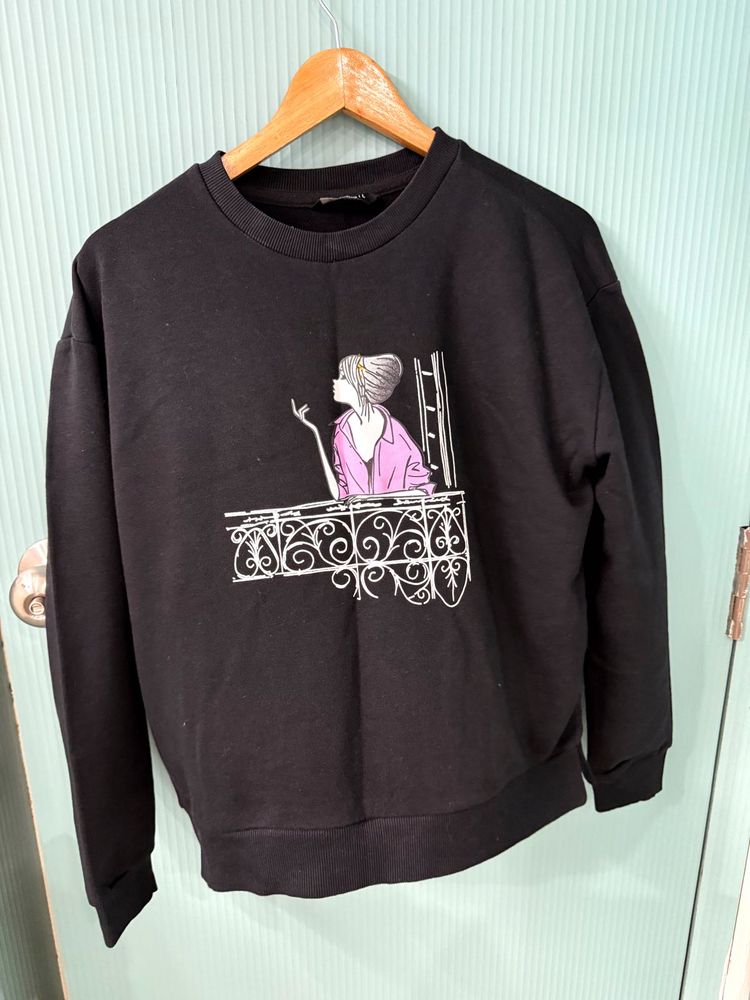 Black Sweatshirt For Women From Zudio