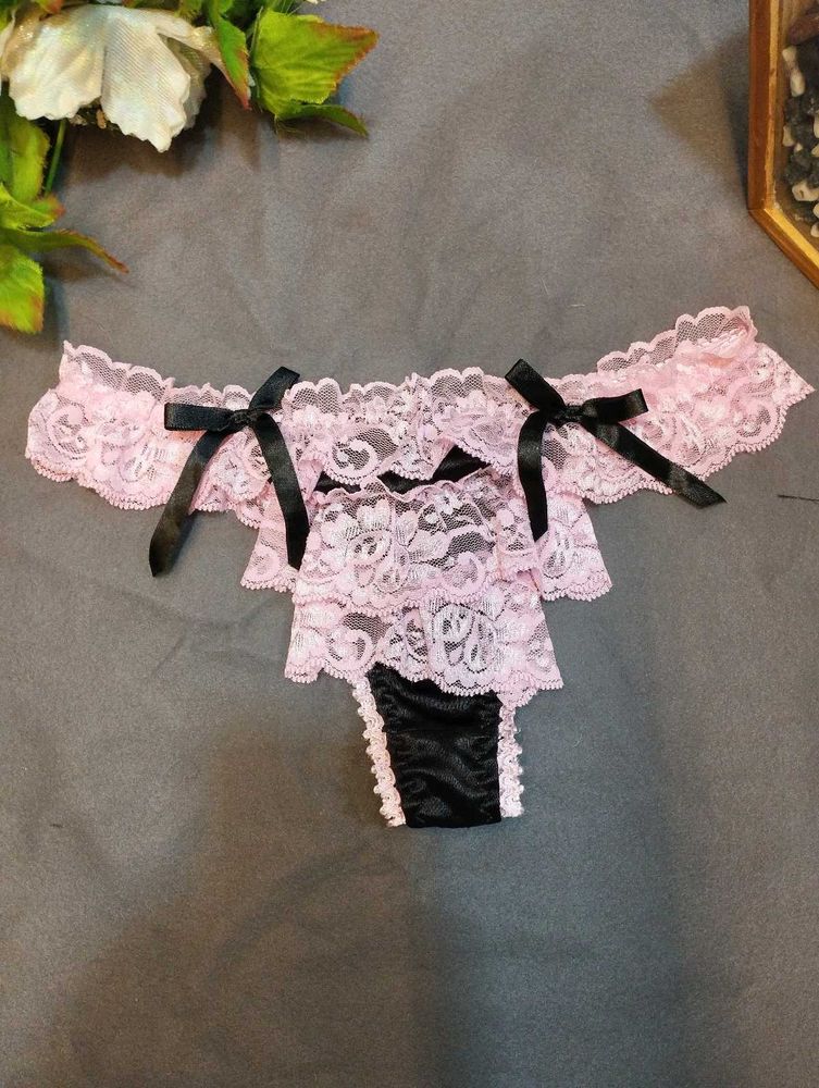 Stylish Lace G-string Panty 🌸