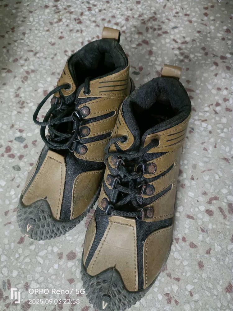 Unique Brown Leather Look Shoes