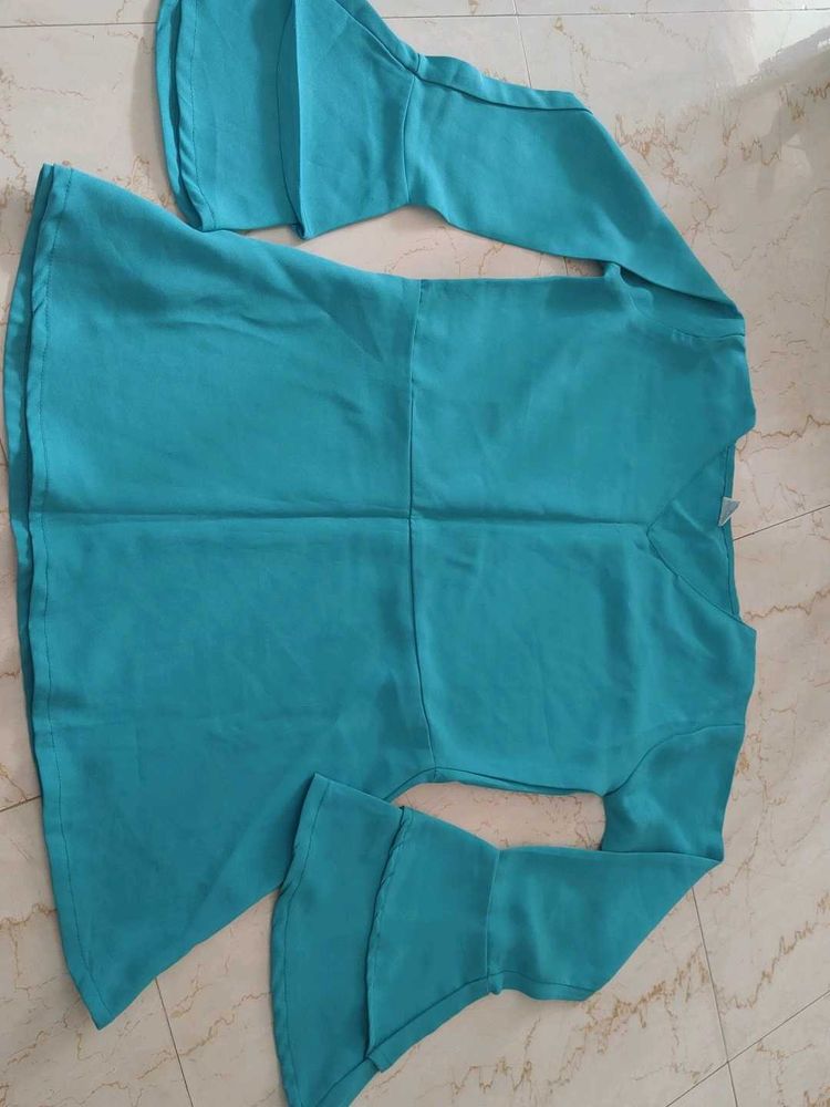 Vero Moda Casual Top With Frill Sleeves