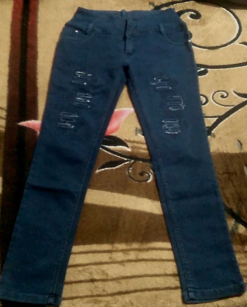 Stylish Distressed Denim Jeans