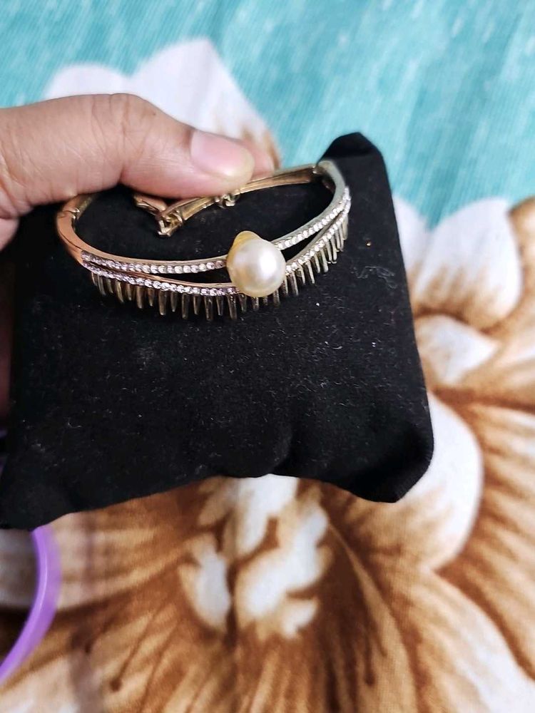 Pearl &amp; Rhinestone Bangle Bracelet