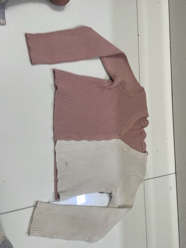 Cute Two-Tone Knit Top