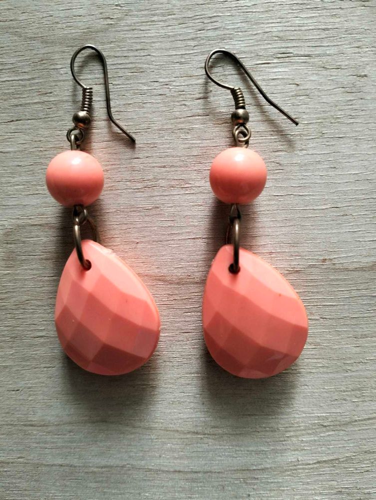 Multicolored Earrings and Teardrop Bead Earring