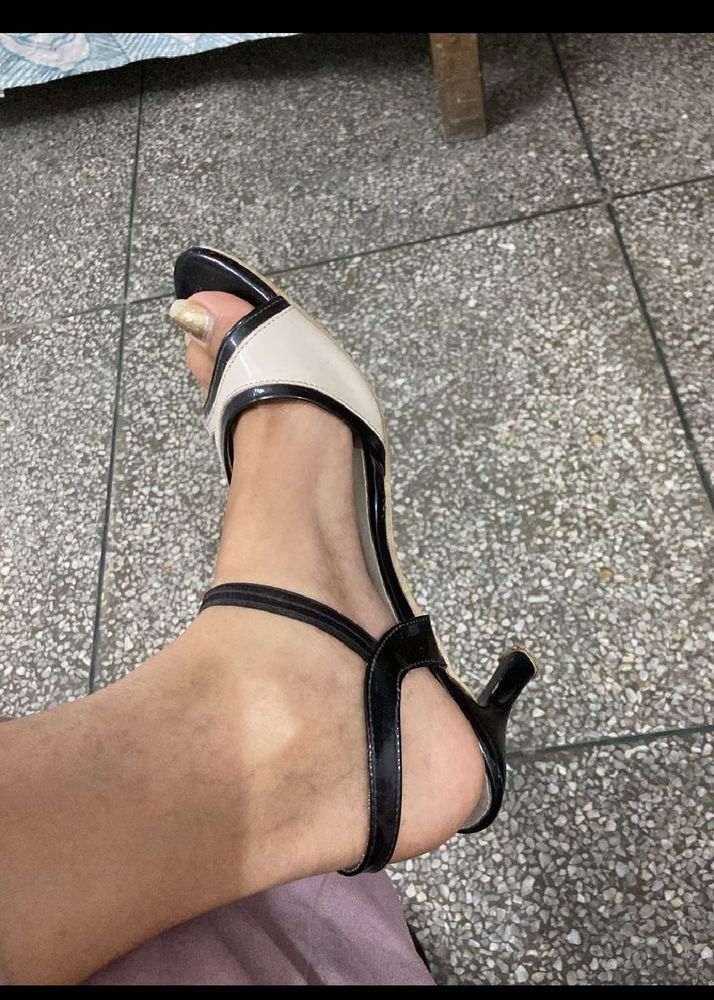 Get Black Kitten Heels