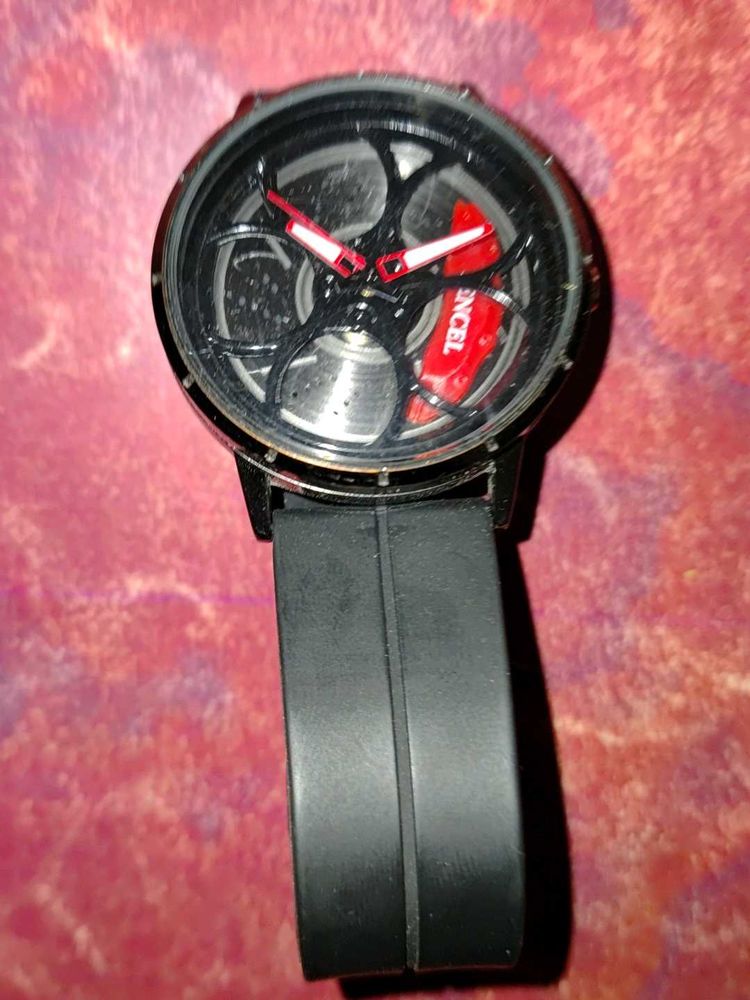 Unique Wheel Design Watch