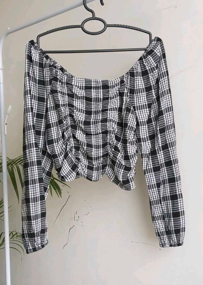 Ruched Cropped Top