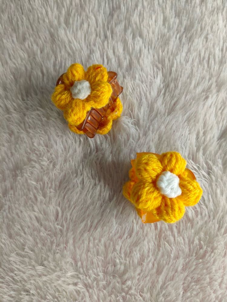 Handmade Crochet Flower Hair Clips (Yellow)