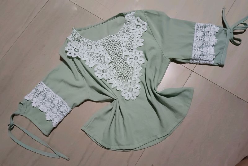 Pista Colour Trendy Crop Top