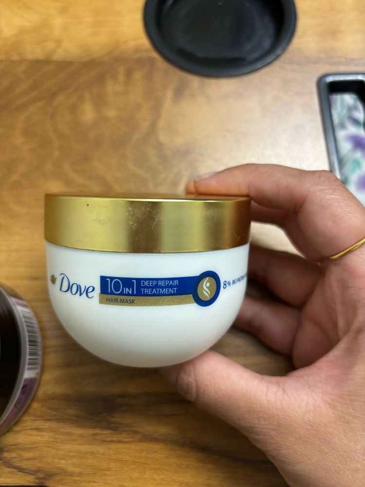 The viral hairmask combo .