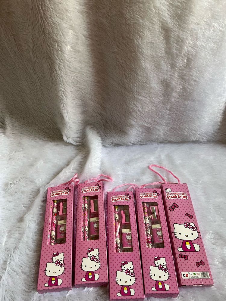 Hello Kitty Stationary Set!
