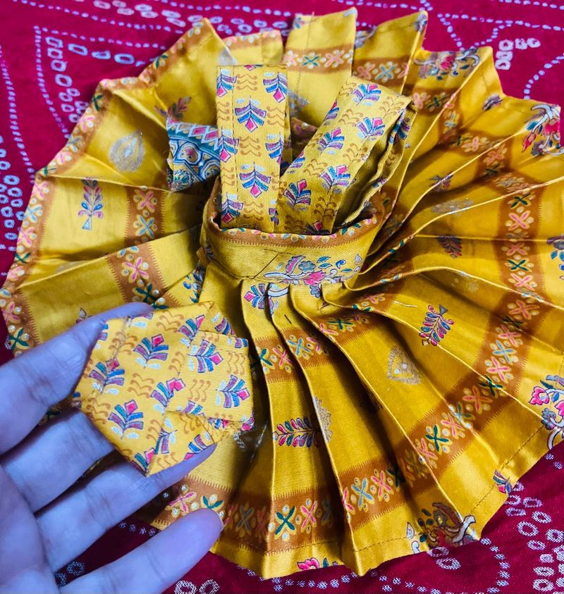 Krishna Idol Dress Size 4,5 Only 1 Dres