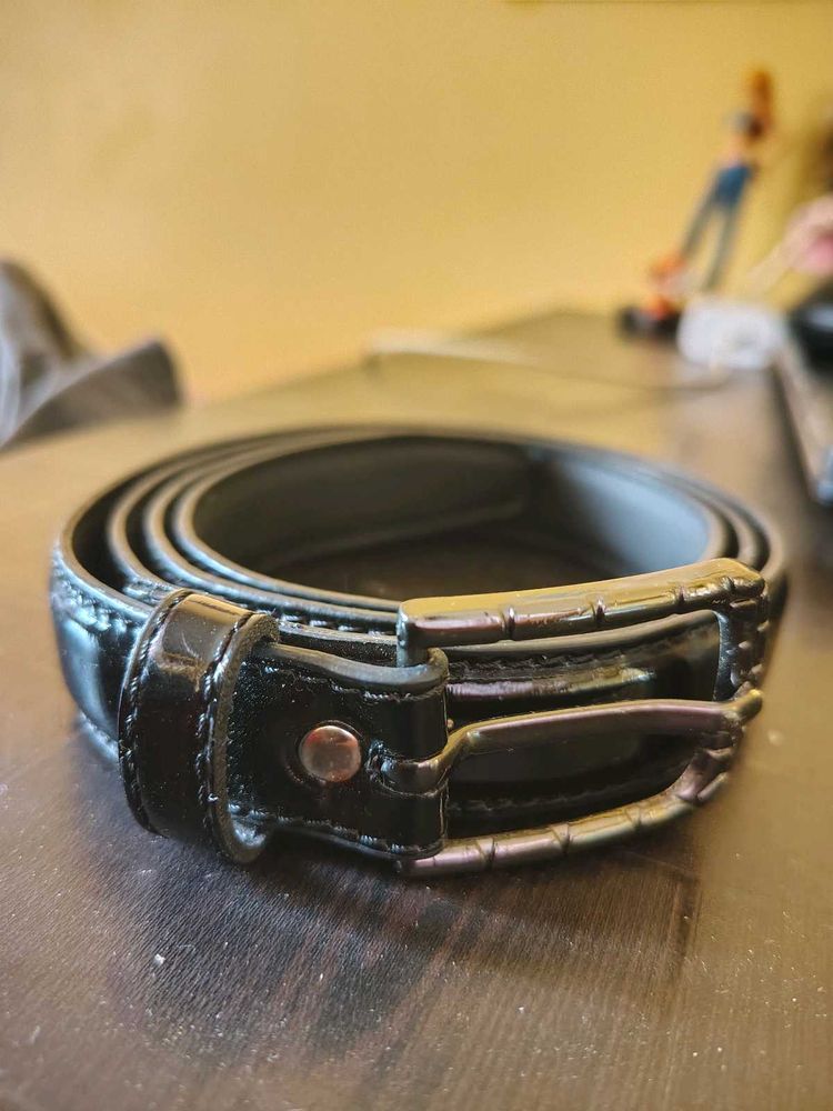 Stylish Black Belt