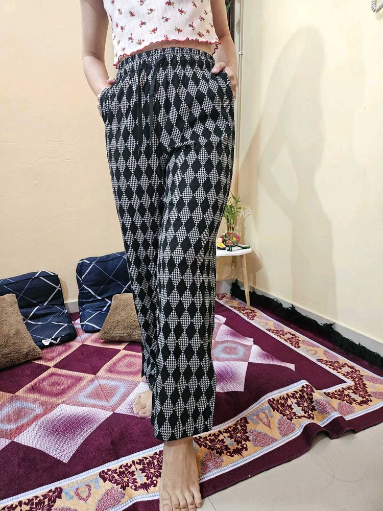 Patterned Casual Pants