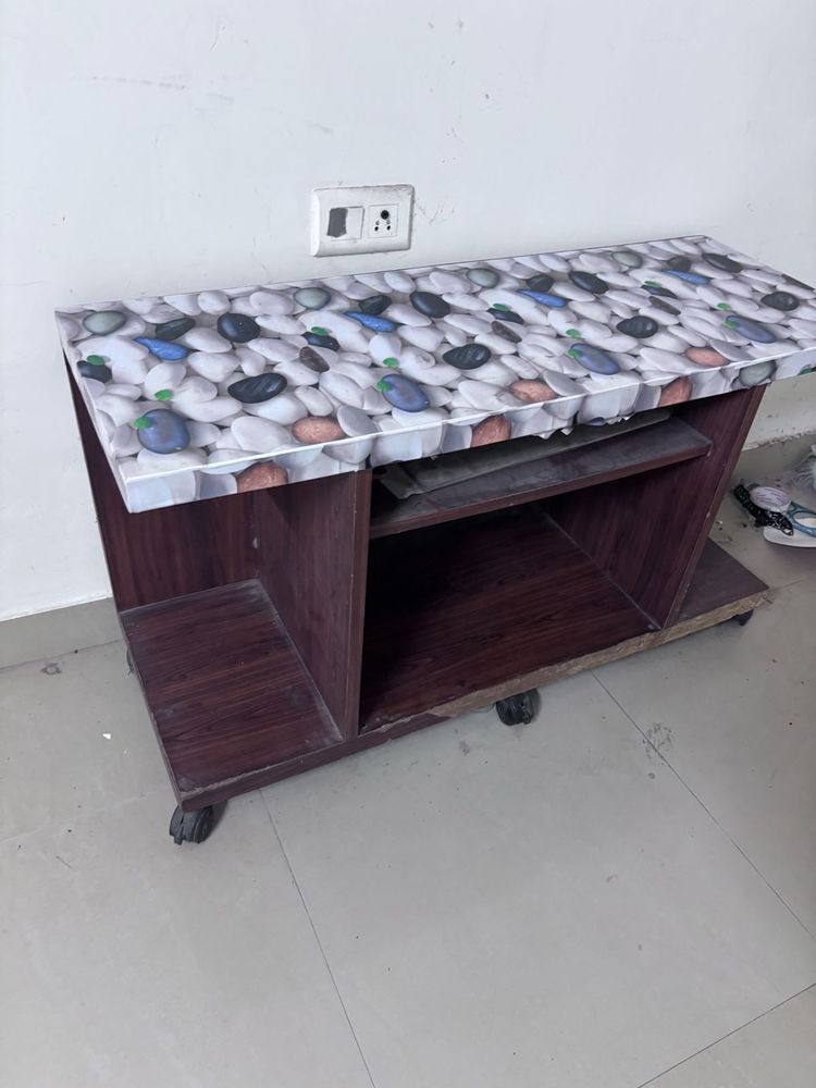 Wooden TV Stand/Coffee Table