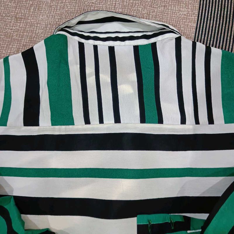 women Shirt style top