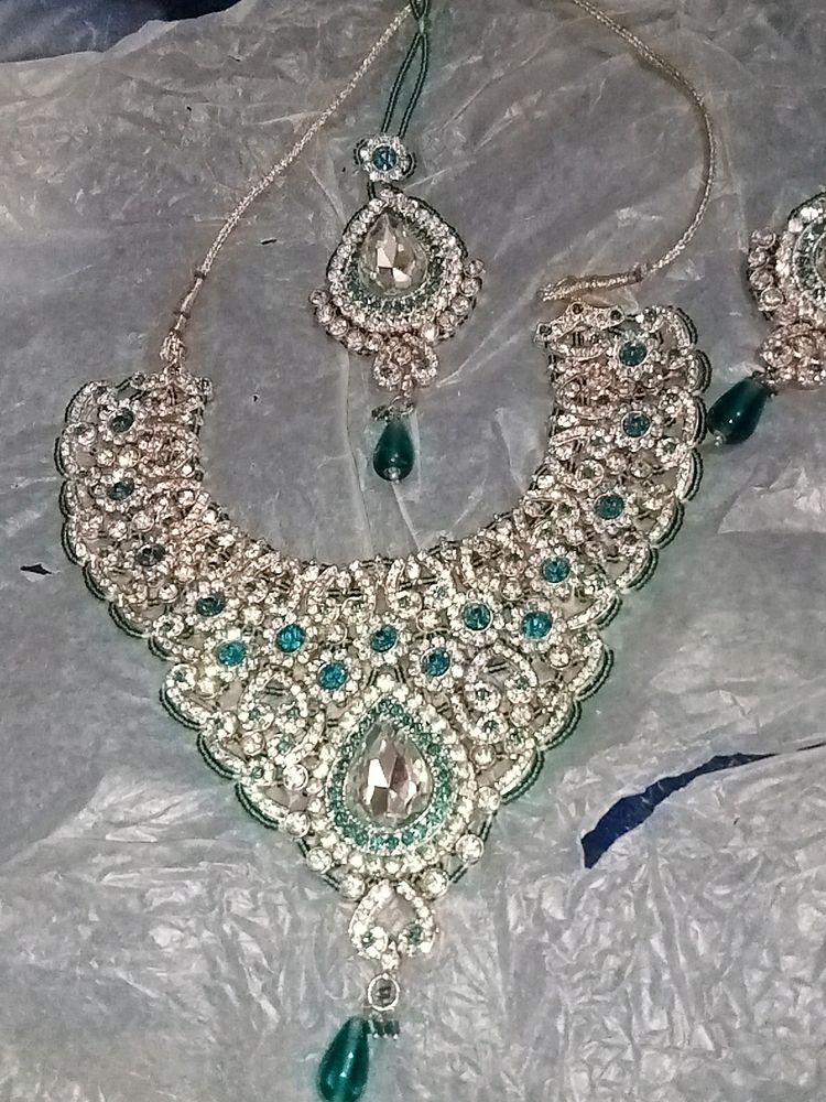Heavy  Stone Jewellery Set