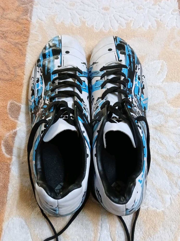 NIVIA Football Shoes