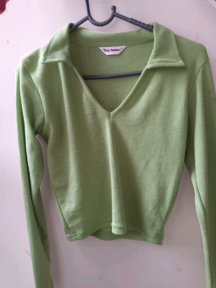 Green Long Sleeve Crop Top