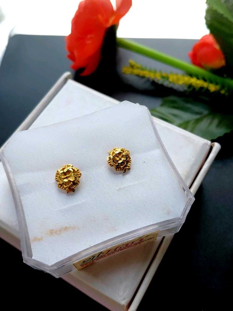 Gold Floral Stud Earrings