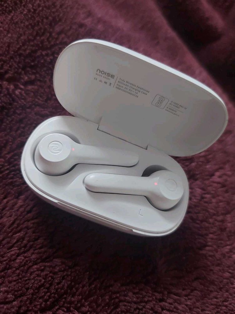 Noise Earbuds - White