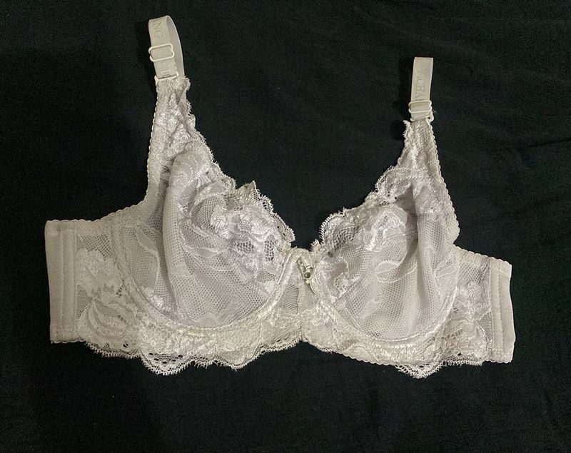Lace Detail Bra