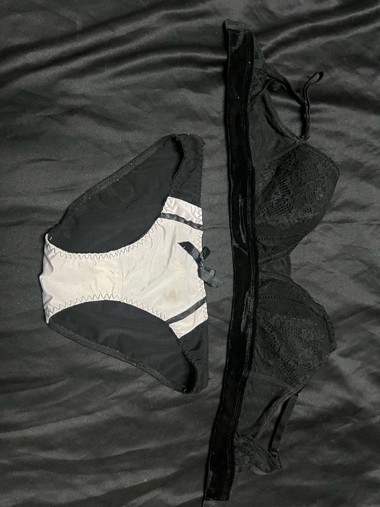 Lace Bra &amp; Panty Set