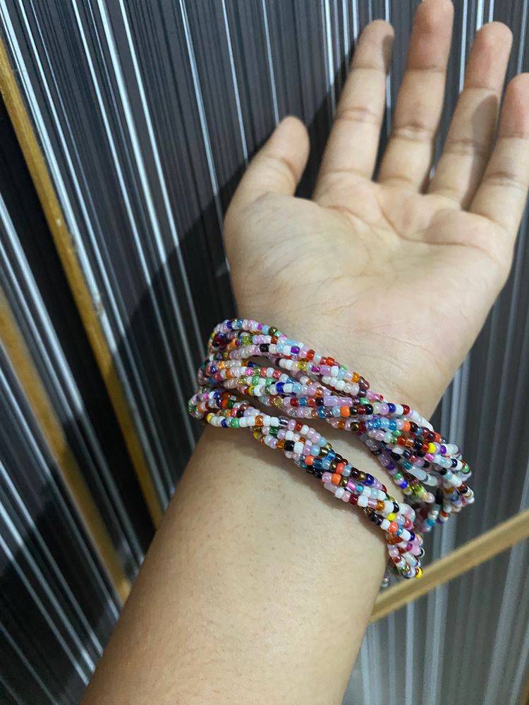 Candy 🍭 Pop Bead Colours🩷🤍🩵❤️ Chain