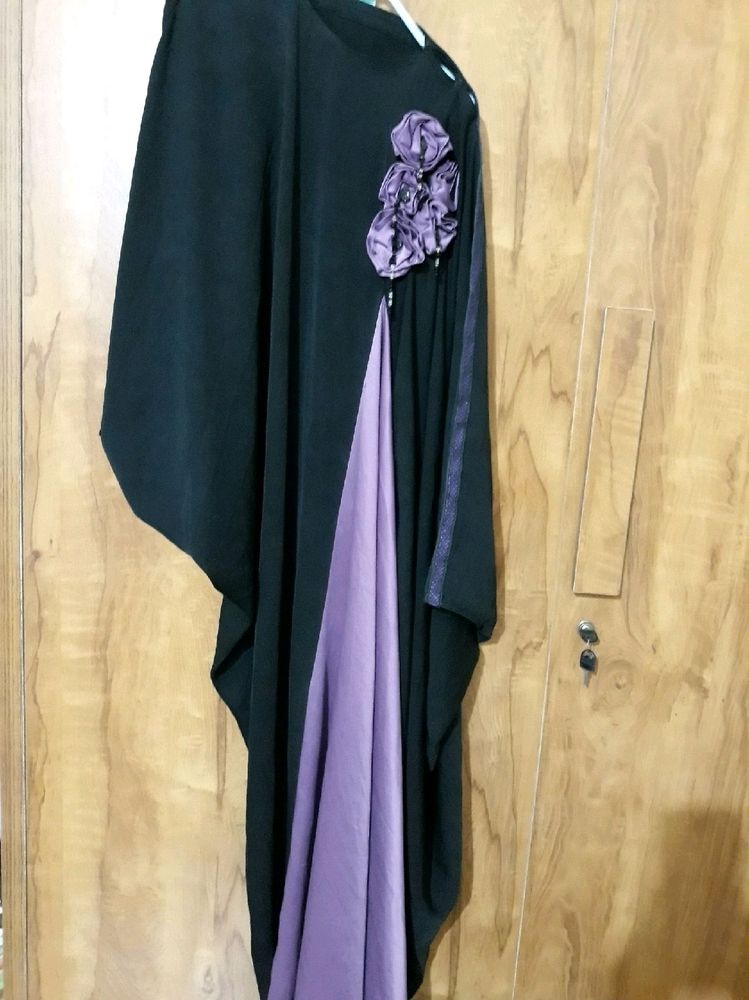 Unique Pretty Design Abaya Imported From Dubai