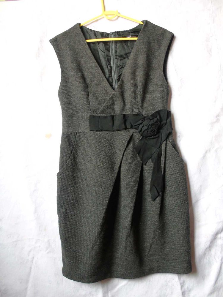 Super Classy Formal Dress For Ladies