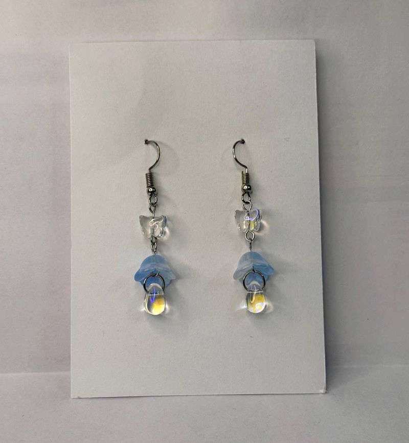 💙 Handmade Blue Crystal Flower Drop Earrings ✨