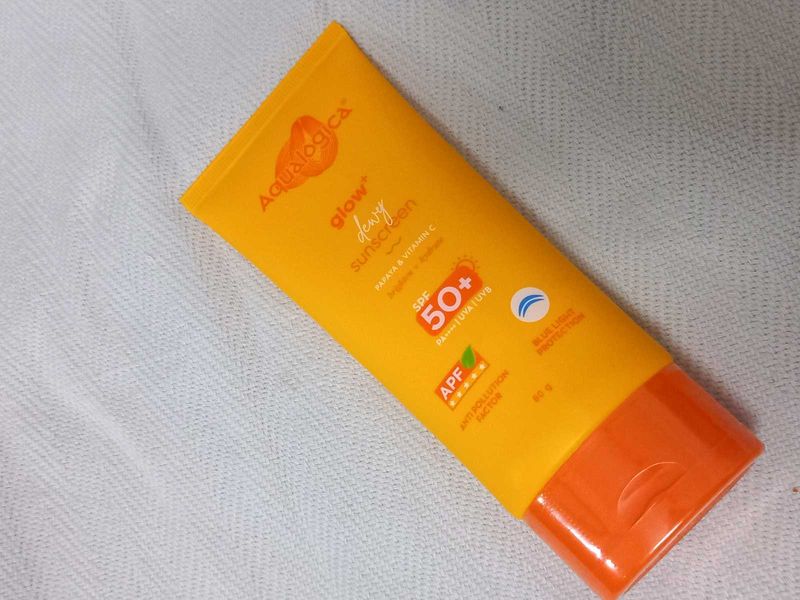 Aqualogica Glow+ Dewy Sunscreen SPF 50+