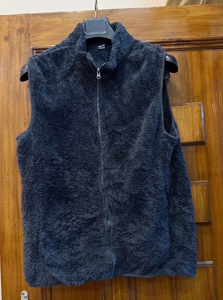 uniqlo Fleece Vest - Cozy &amp; Stylish