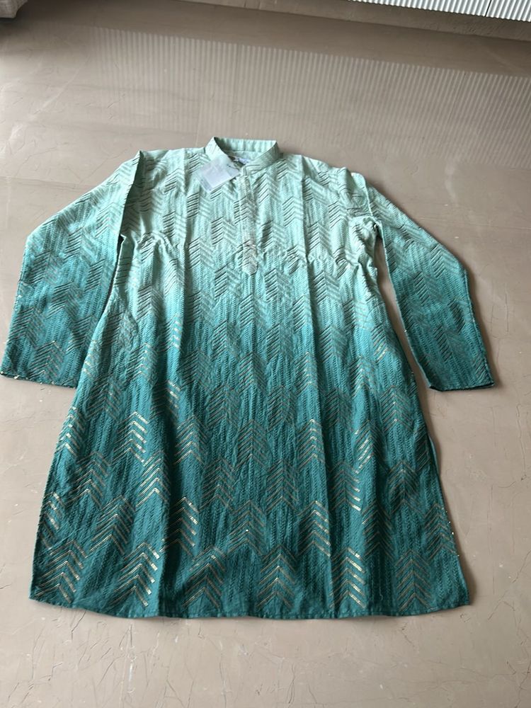 Fixed price Brand New green shaded Kurta For Men