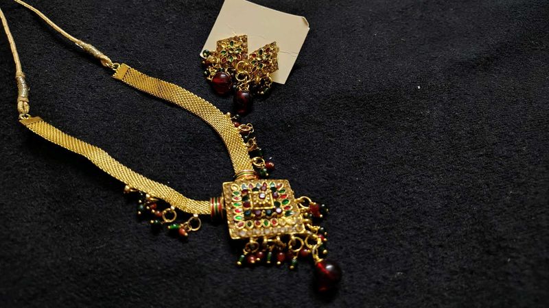Elegant Golden Oxidized Jewelry Set