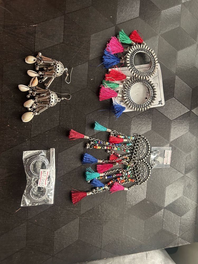 Earings
