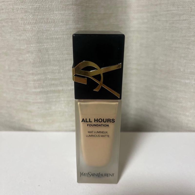 YSL All Hours Foundation