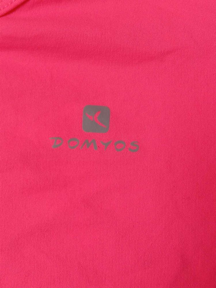 Decathlon t shirt
