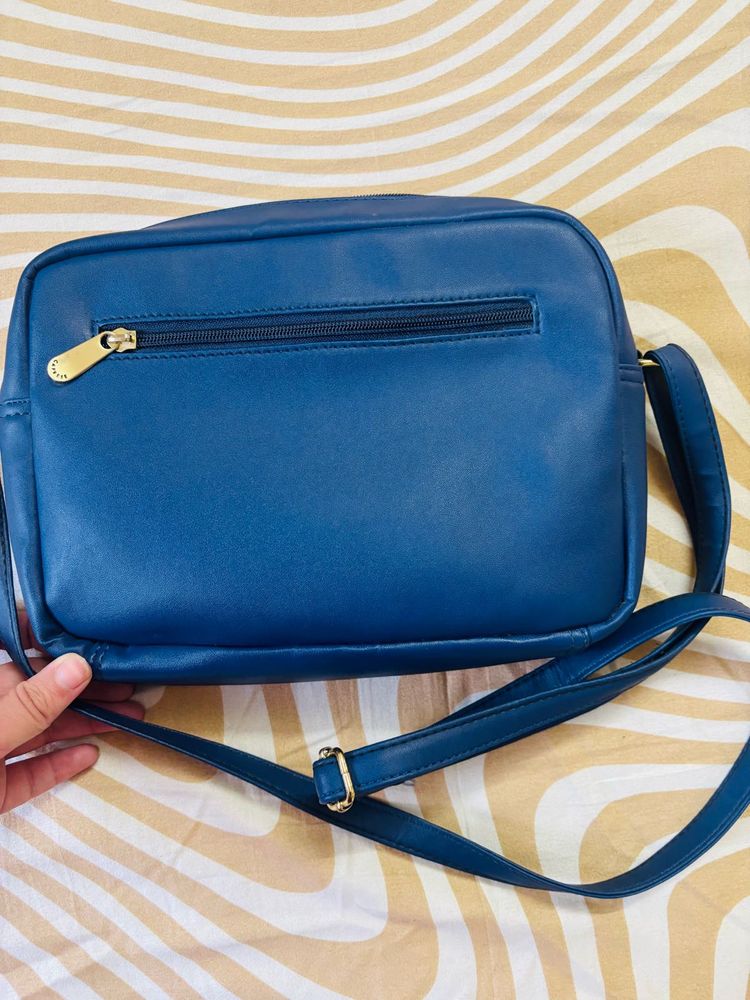 Caprese  Sling Bag