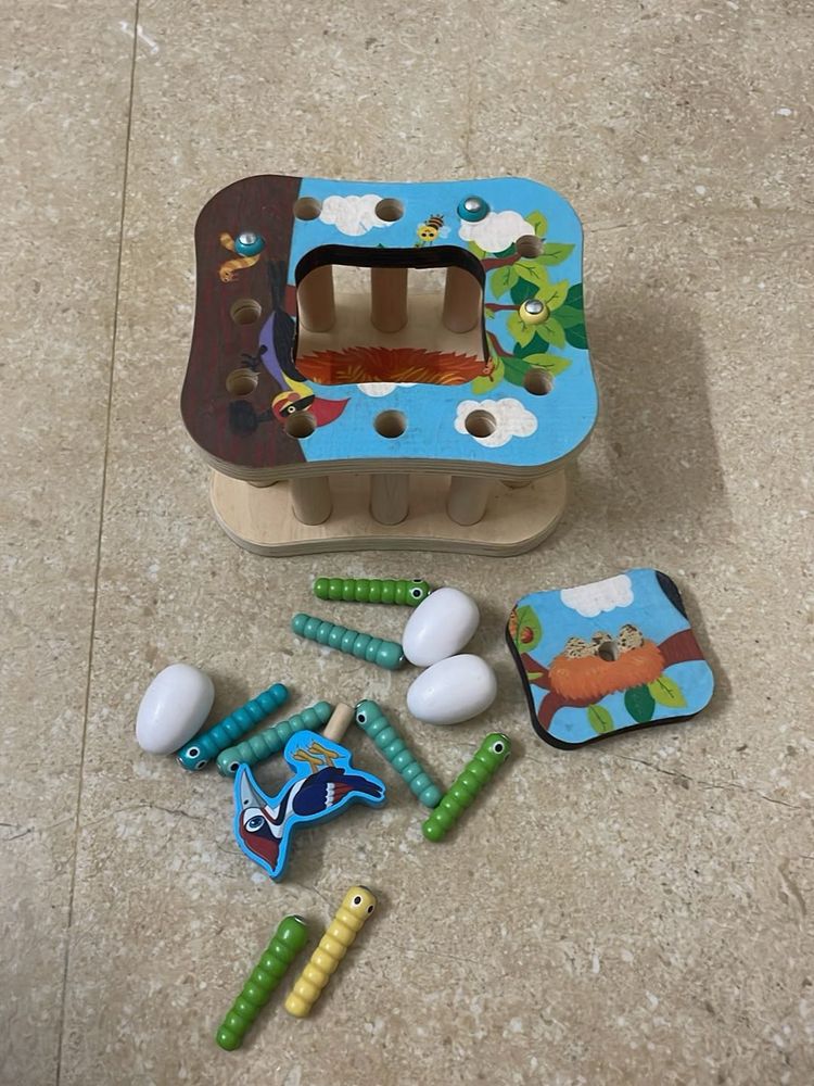 Wooden Bird &amp; Worm Game