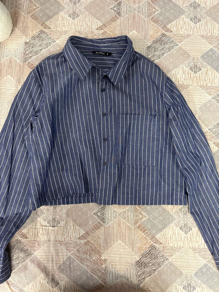 Cropped shirt