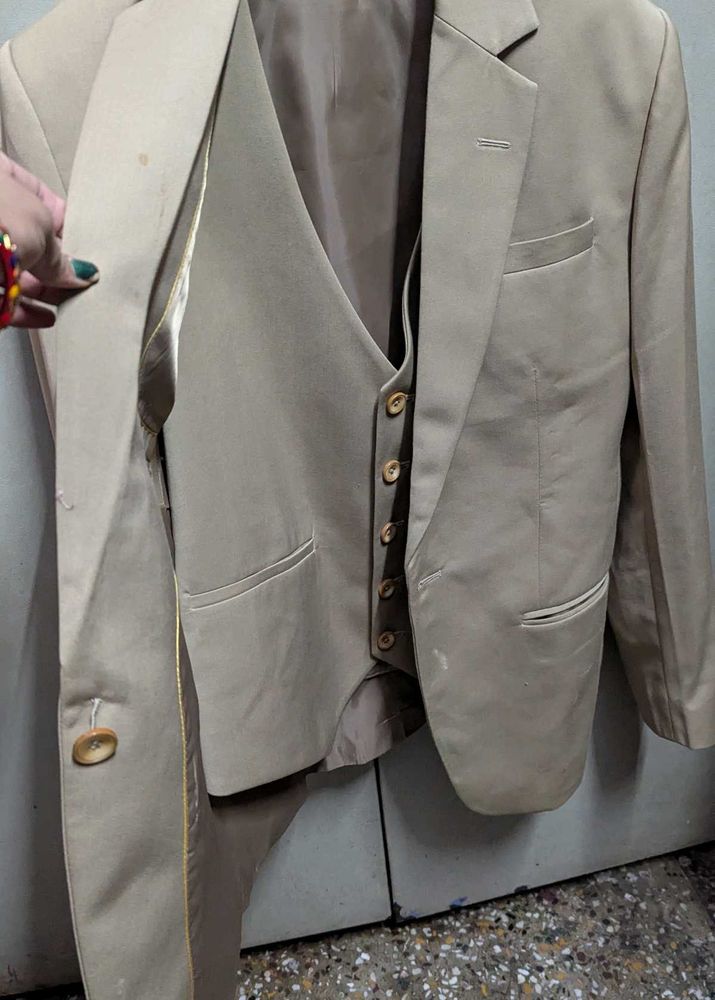 Men's Suit &amp; Vest Set